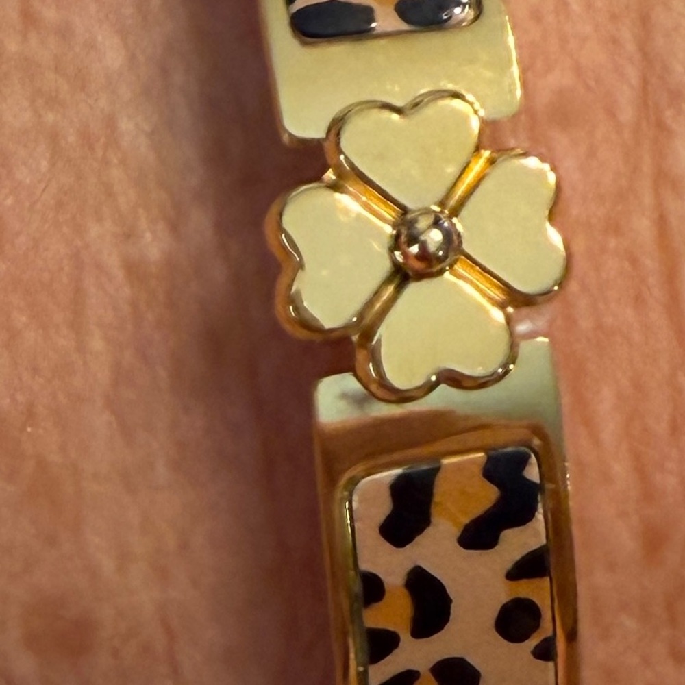 Kate Spade Gold and Leopard Print Spring Bangle Bracelet NWT - Picture 2 of 5